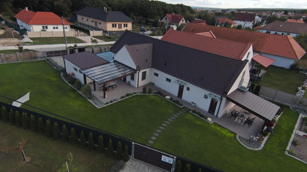 Bagoly Lejlighed Fertőrákos Eksteriør billede
